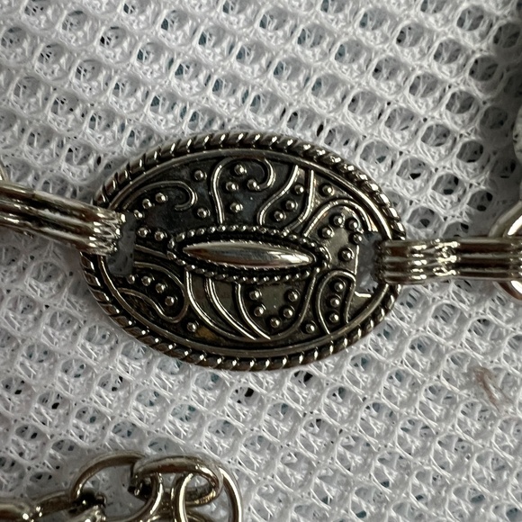 Metal Medalion Belt Ovals Chain Clasp Size Small Shiny Silver - Picture 9 of 10